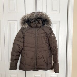 Columbia Dark green down Insulated Jacket with Faux Fur Trim